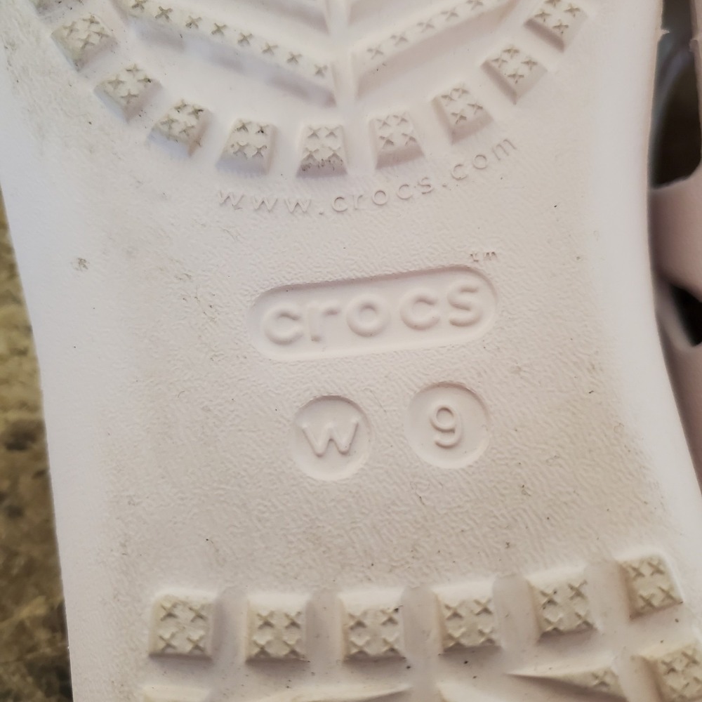 Crocs sz 9 womens pale pink flip flops thong sandals summer beach casual comfort - Picture 13 of 13